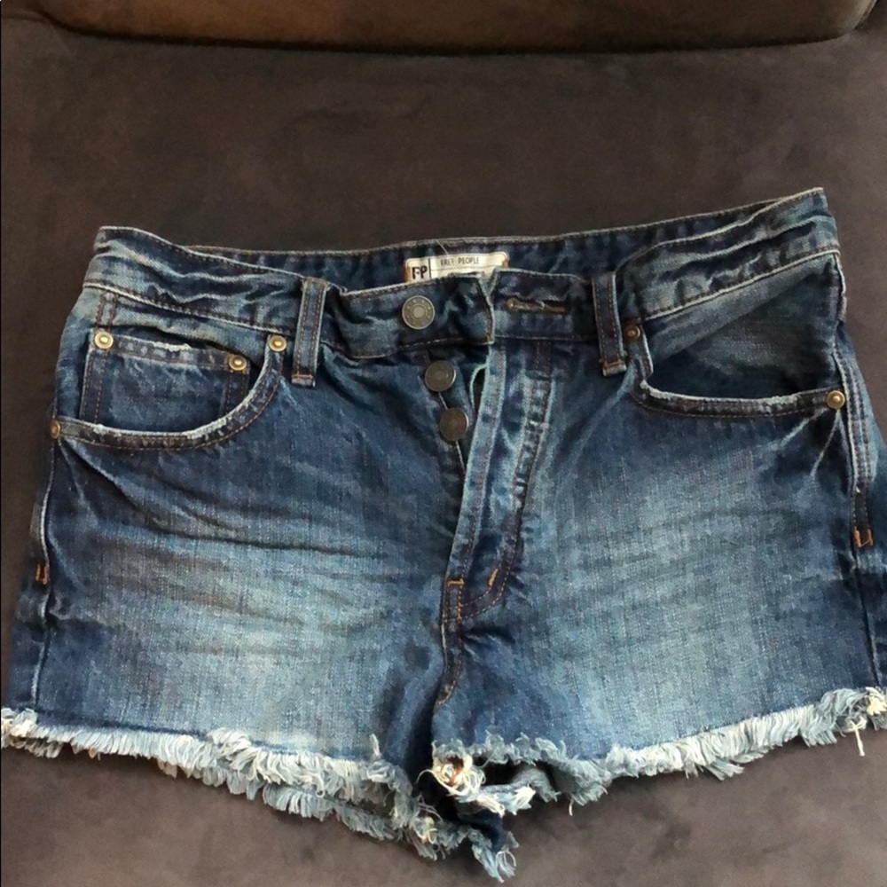 Free People Size 27 Dark Wash Jean Shorts